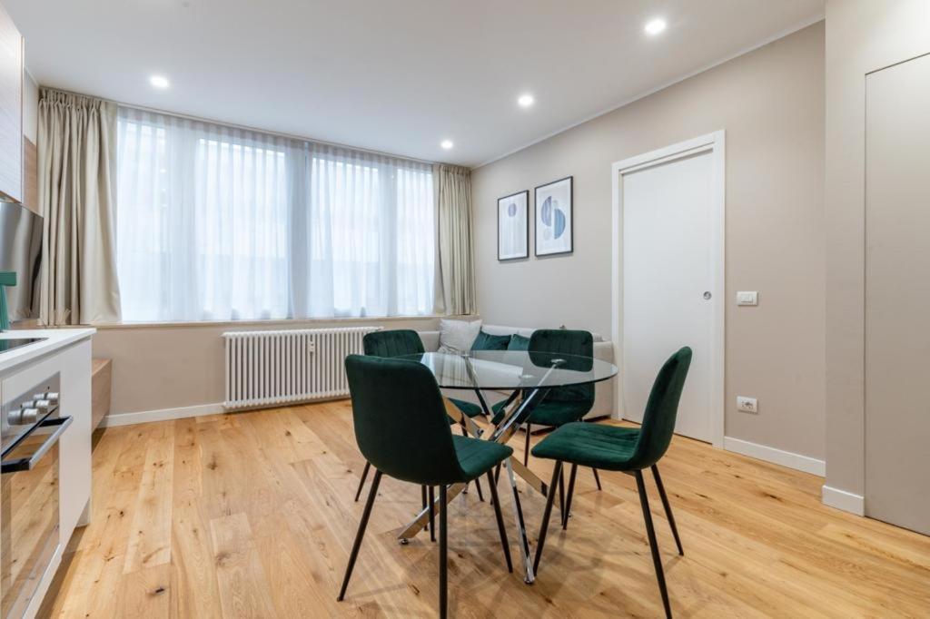 Daverio Business House Apartamento Milão