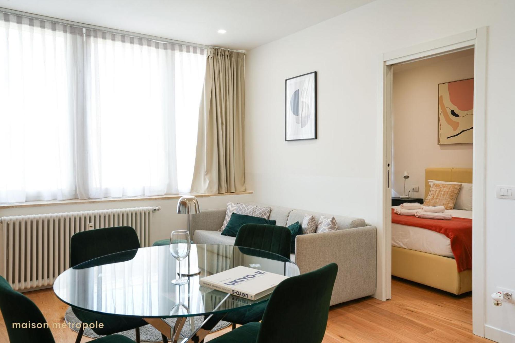Daverio Business House